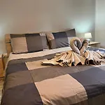 Lejlighed Casa Di Afi, Maggiore 5 Min Perfect For 4 - Kitchen - Parking - Netflix