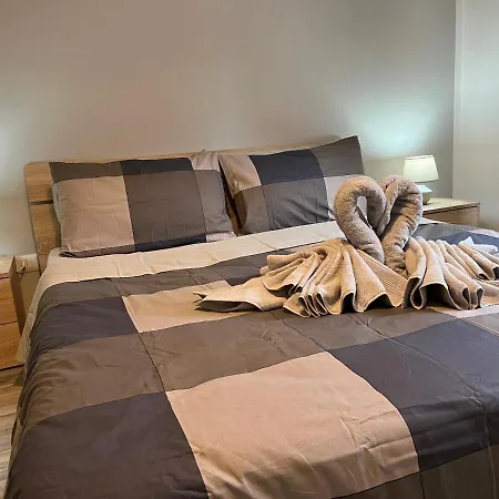 Διαμέρισμα Casa Di Afi, Maggiore 5 Min Perfect For 4 - Kitchen - Parking - Netflix