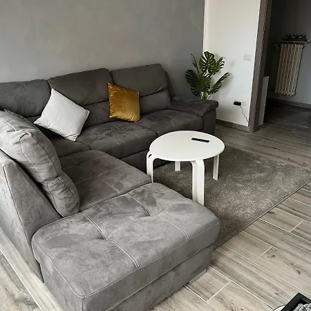 Apartamento Casa Di Afi, Maggiore 5 Min Perfect For 4 - Kitchen - Parking - Netflix Arona