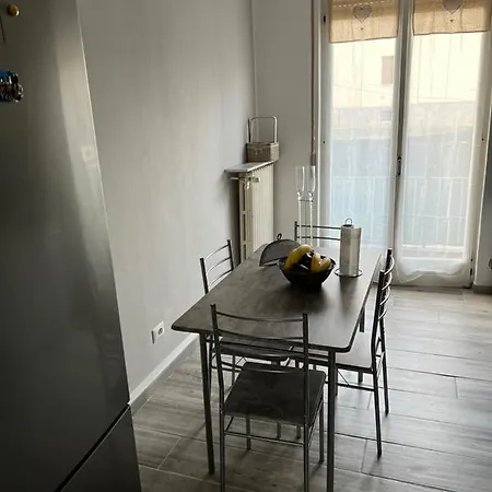 Casa Di Afi, Maggiore 5 Min Perfect For 4 - Kitchen - Parking - Netflix * Arona