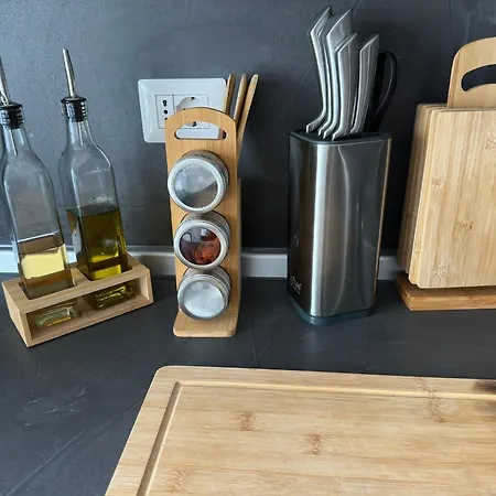 Lejlighed Casa Di Afi, Maggiore 5 Min Perfect For 4 - Kitchen - Parking - Netflix