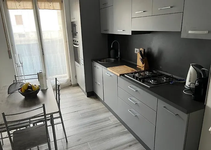 Casa Di Afi, Perfect For 4 - Kitchen - Parking - Netflix * 아로나