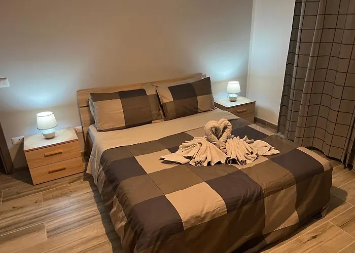 Casa Di Afi, Maggiore 5 Min Perfect For 4 - Kitchen - Parking - Netflix *