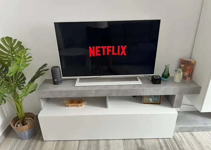 Casa Di Afi, Perfect For 4 - Kitchen - Parking - Netflix 아파트 *